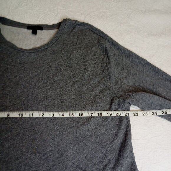 J.Crew Sweatershirt Gray Navy Ruffle Hem Long Sleeve Top XL Womens - Picture 8 of 9